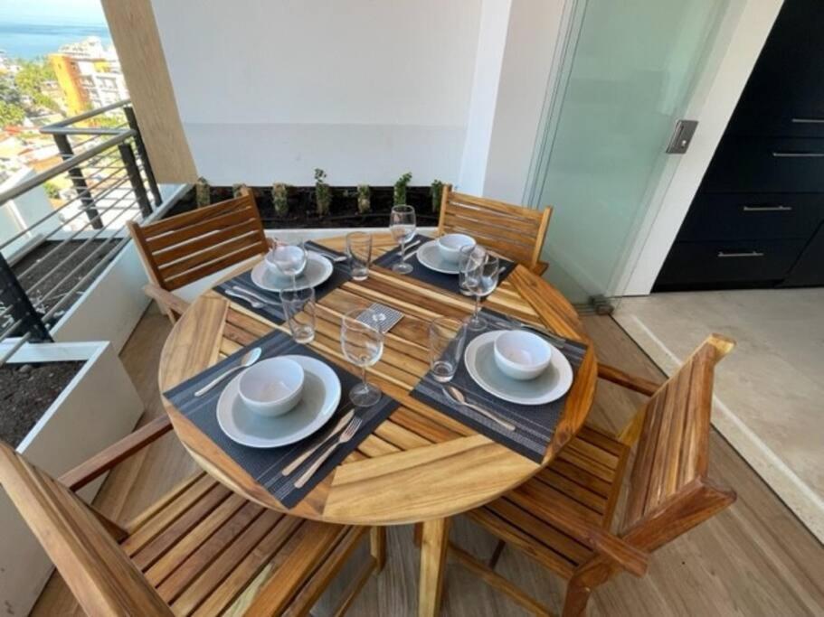 Soho Pv 2Bd 2Ba Romantic Zone Largest Pool In Pv Daire Puerto Vallarta Dış mekan fotoğraf