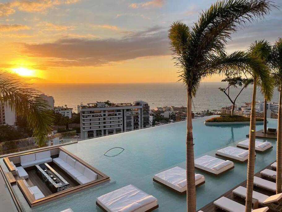 Soho Pv 2Bd 2Ba Romantic Zone Largest Pool In Pv Daire Puerto Vallarta Dış mekan fotoğraf